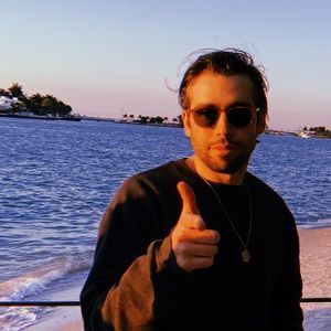 Meet your Posher, Ryan